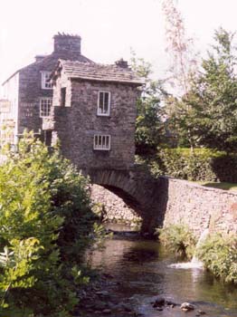 12 Ambleside Bridge house